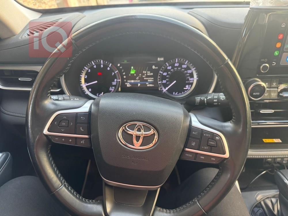 تۆیۆتا هایلاندەر